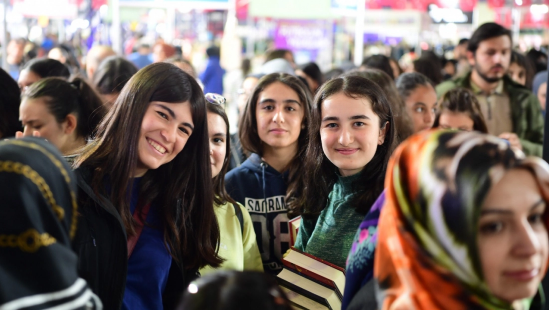 10. Malatya Anadolu Kitap Ve Kültür Fuarı’na Okurların İlgisi Yoğun