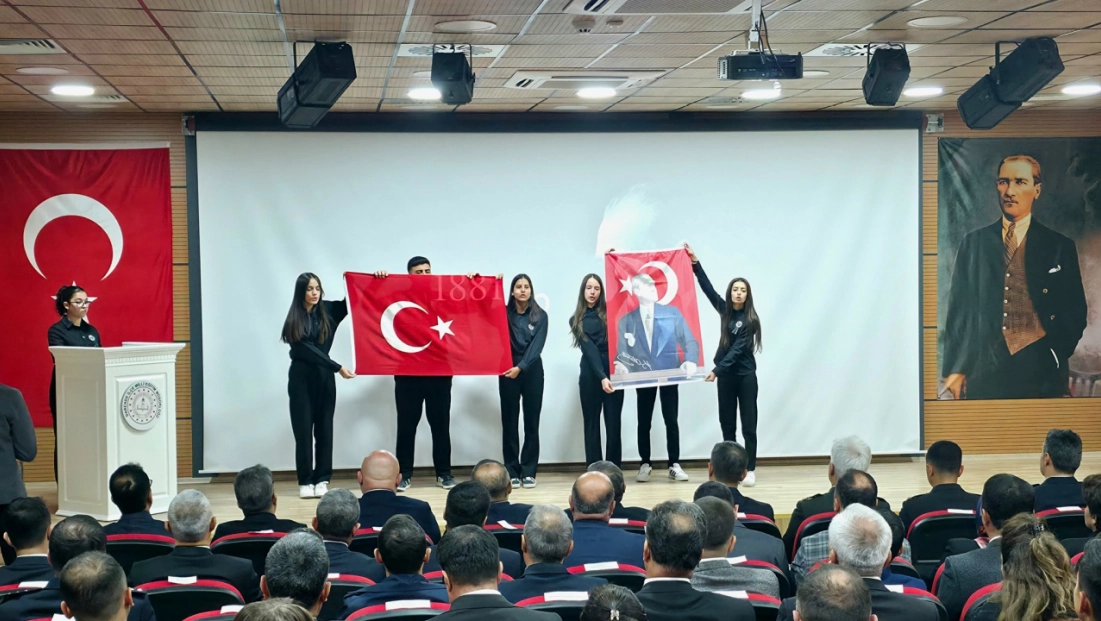 Darende’de 10 Kasım Atatürk’ü Anma Günü Programı Düzenlendi