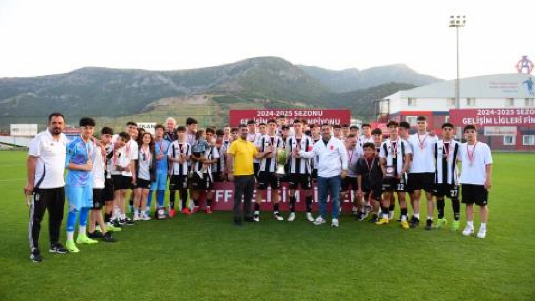 U16 Gelişim Ligi'nde Şampiyonluğu Beşiktaş A.Ş. Kazandı