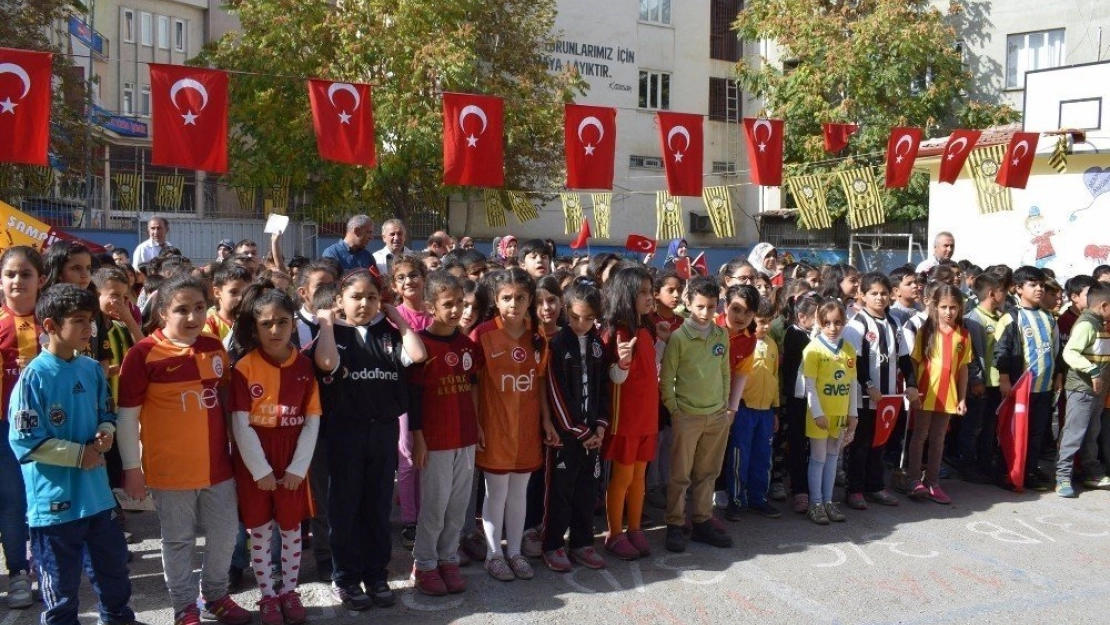 Derme İlkokulu öğrencilerinden anlamlı etkinlik