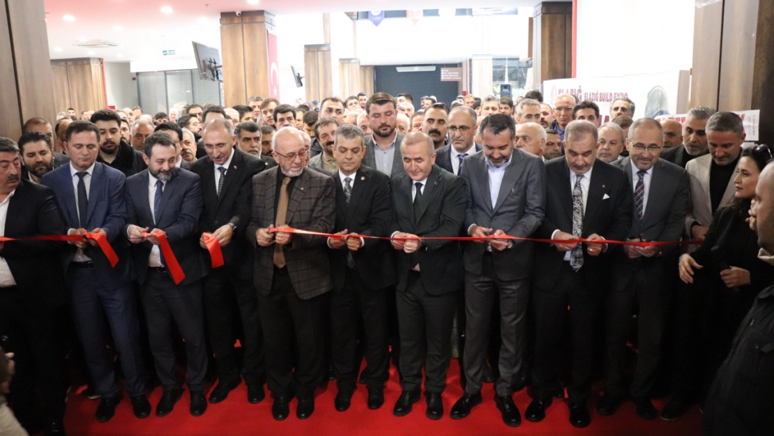 Başkan Alan, İnşaat Ve Yapı Teknolojileri Fuarı Açılışına Katıldı