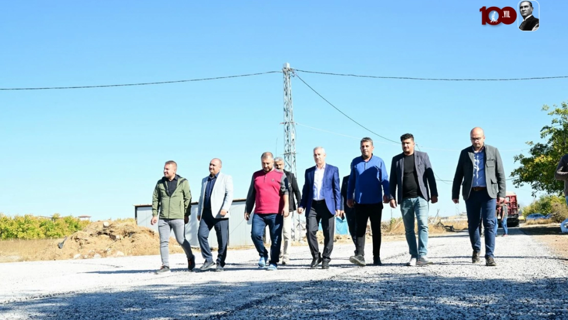 Başkan Çınar, Cevatpaşa Mahallemizi Kaliteli Yol Ağıyla Donatıyoruz