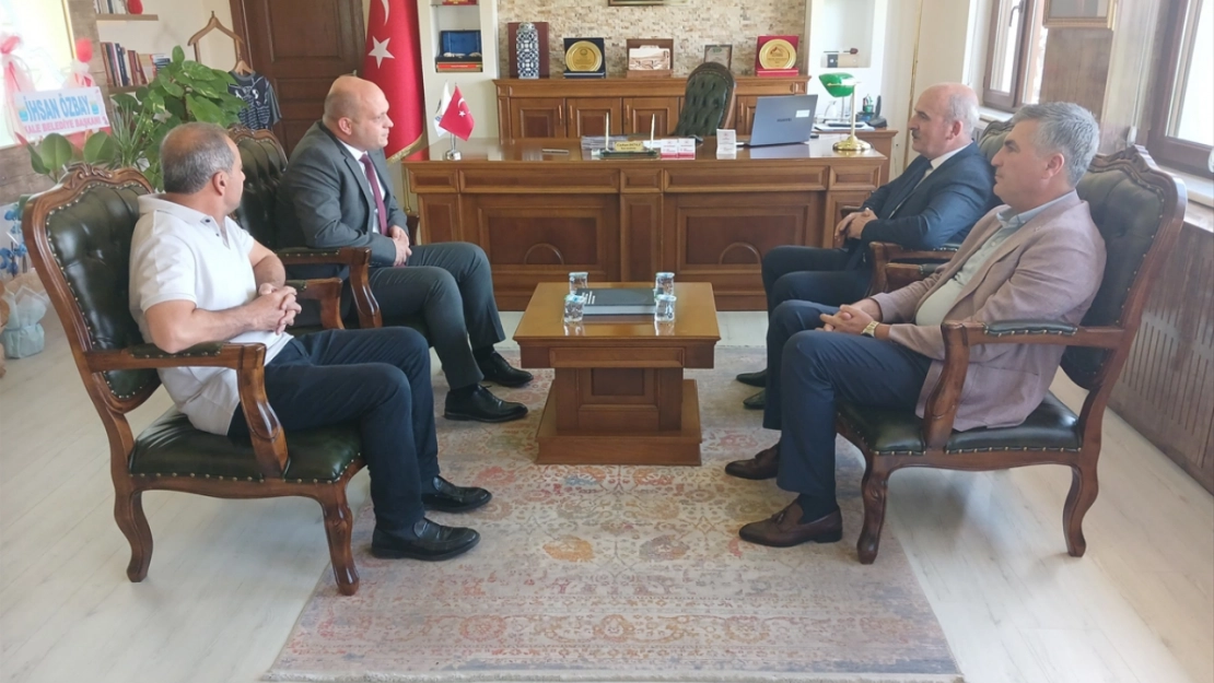 Başkan Özbay, Kaymakam Vekili Denli'yi ziyaret etti