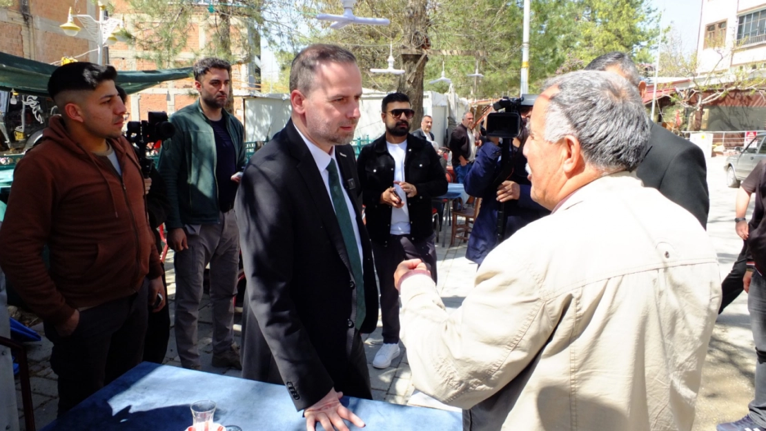 Gündüzbeyin Meydanı Acil yapılmalıdır, Kiraz Yandı desteklenmelidir