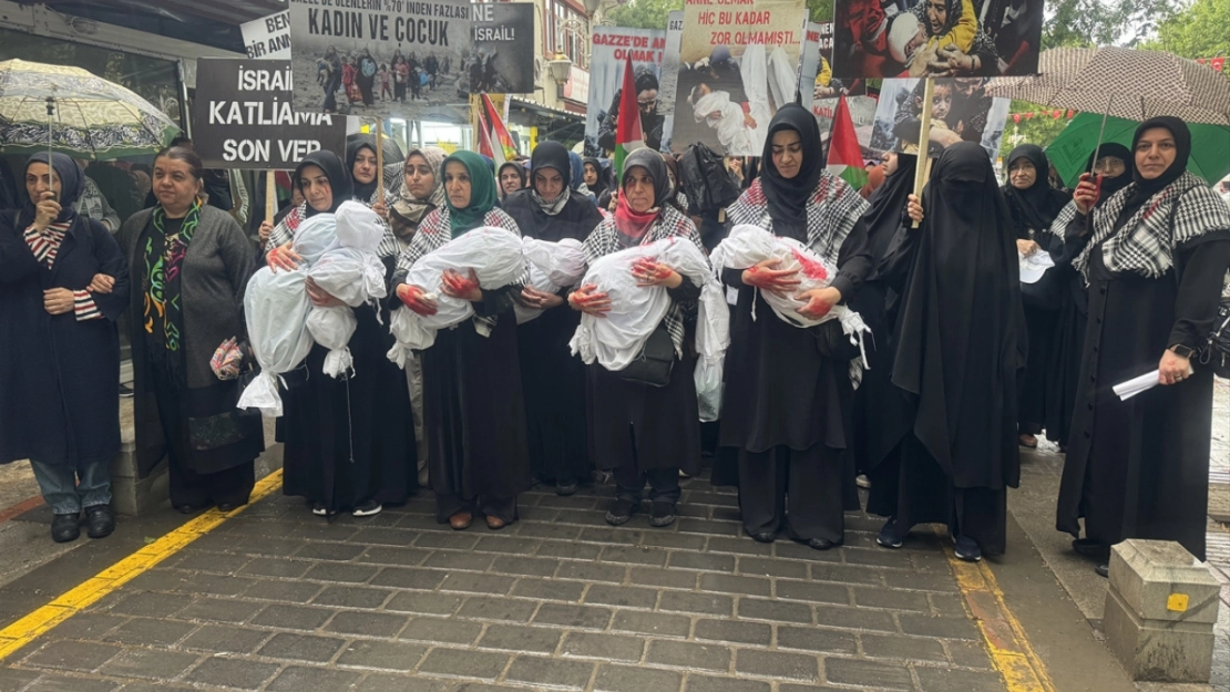 Kadınlar Gazze'deki mazlum anneler için yürüdü