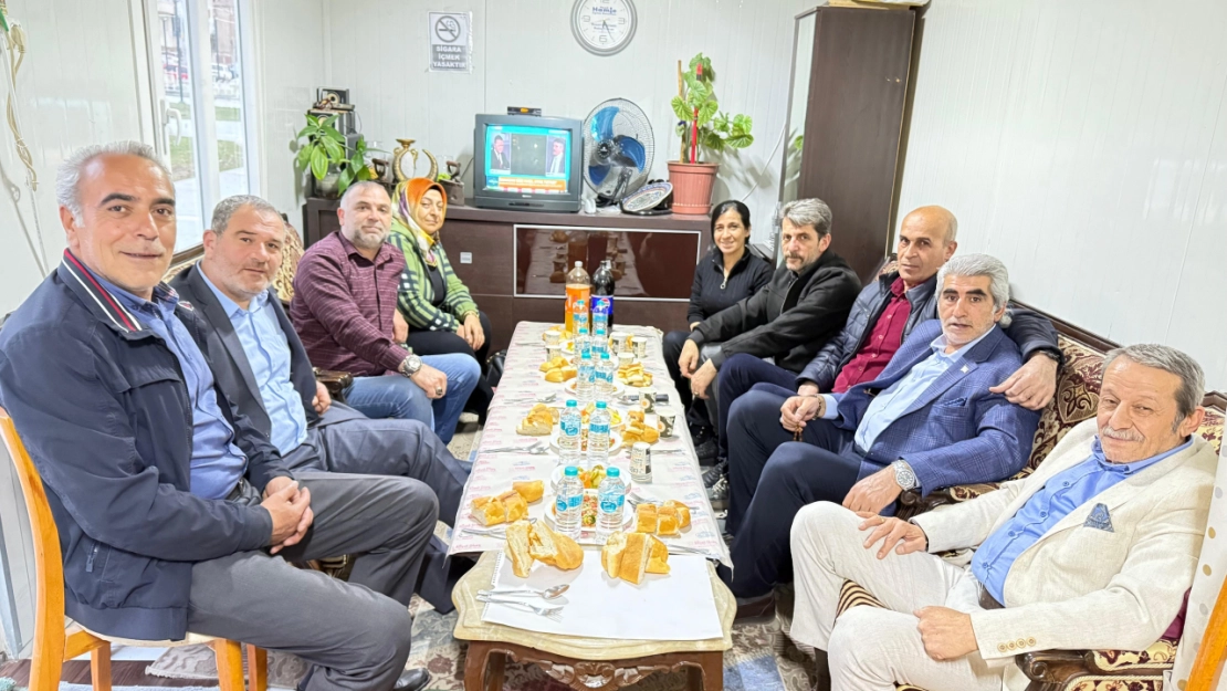 Kernek Mahallesi'nde Ramazan İftarı: Paylaşmanın Önemi Vurgulandı