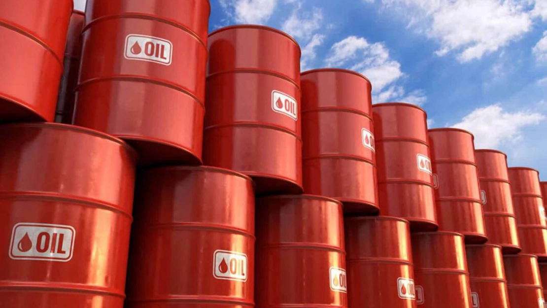 Petrol Fiyatlarında Düşüş: Gözler OPEC+ ve Küresel Ekonomide