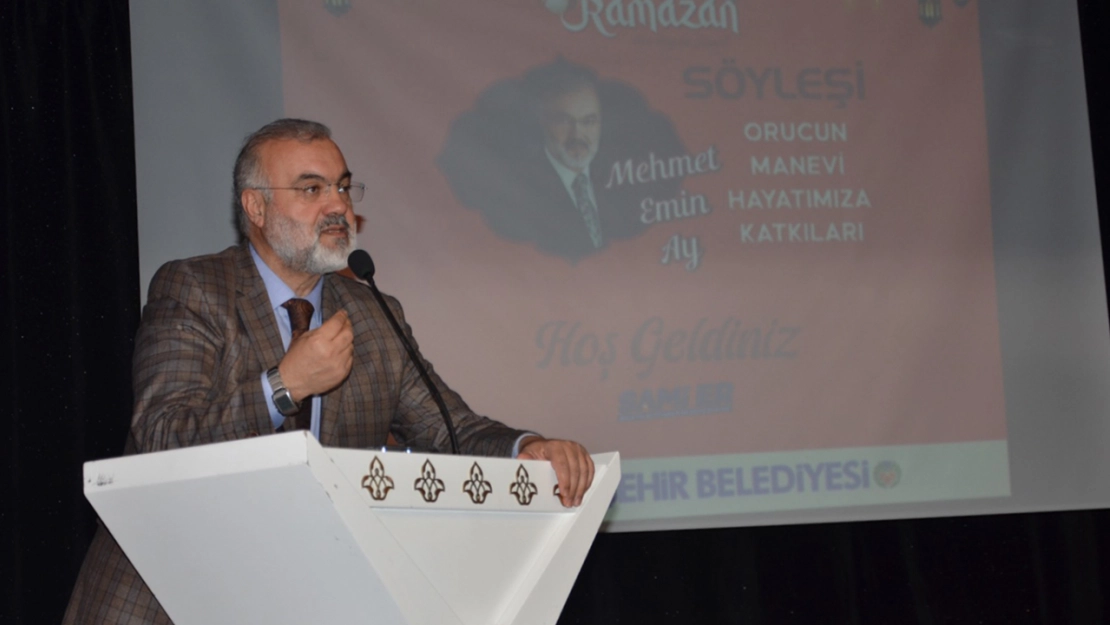 Prof. Dr. Ay: Takvaya en çok yaklaştıran ibadet oruçtur