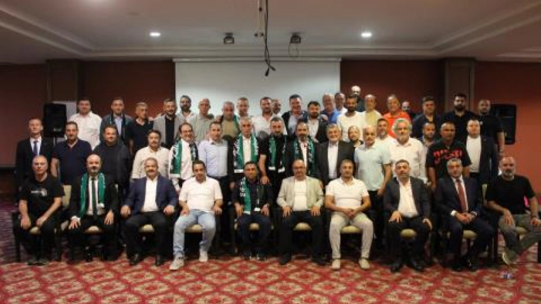 TFF Başkanı Hacıosmanoğlu, 3. Lig Kulüpleriyle Kartepe'de Buluştu