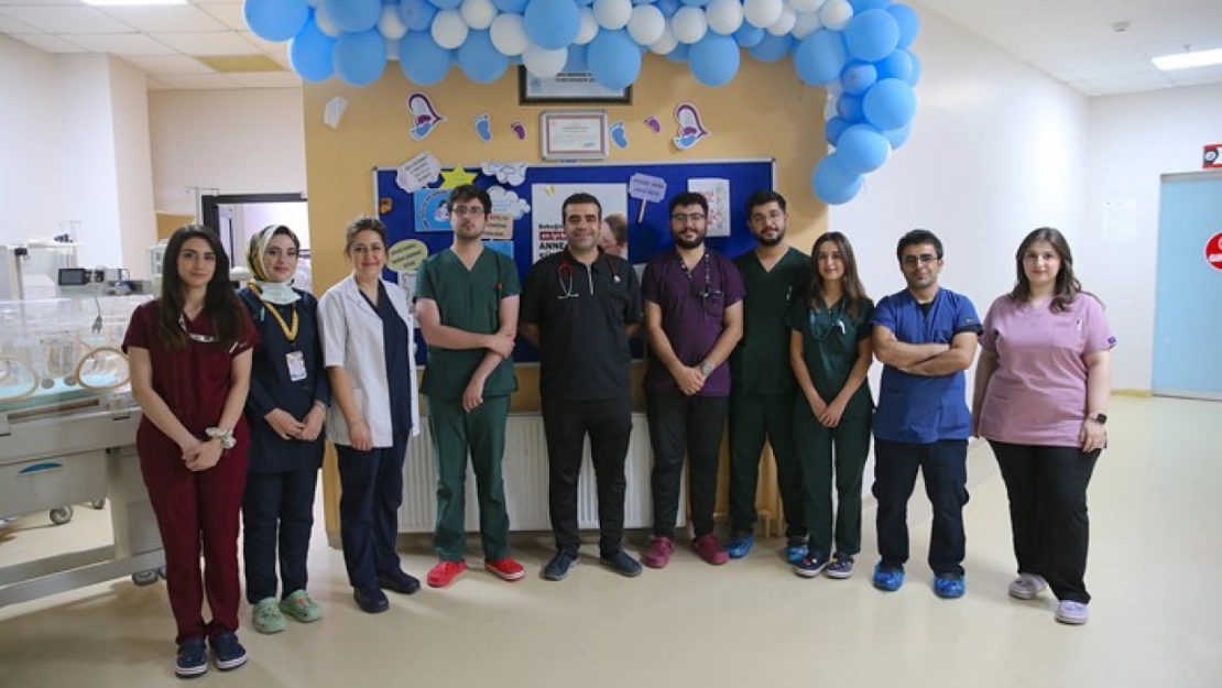 Van'da 'Parmak Bebekler' Hayata Tutunuyor