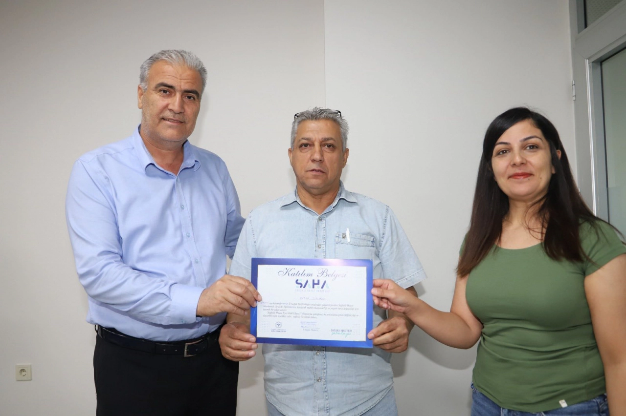 Muhtarlara Diyetisyen ve Psikolog Desteğiyle SAHA Eğitimi