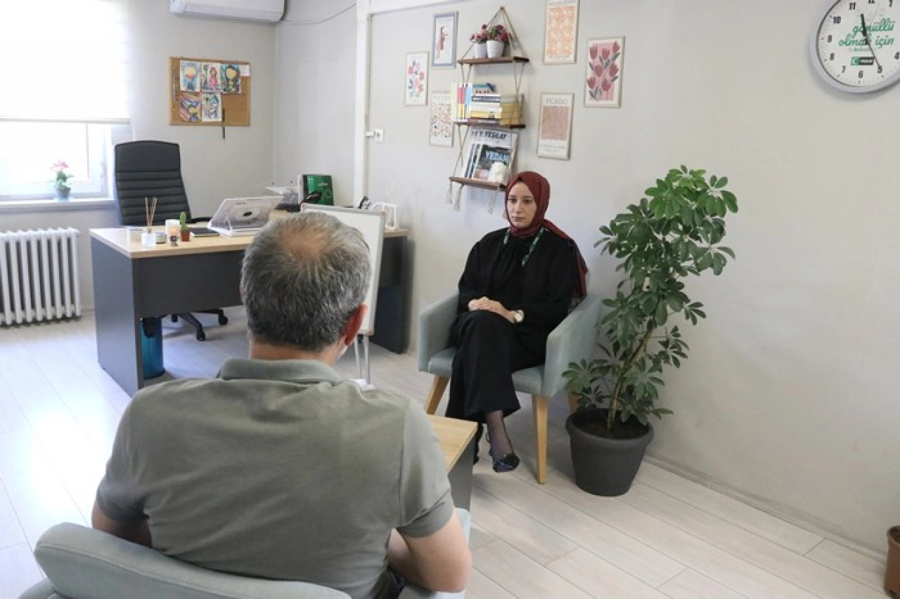 Buraya gelmek için izin günlerimi iple çekiyorum