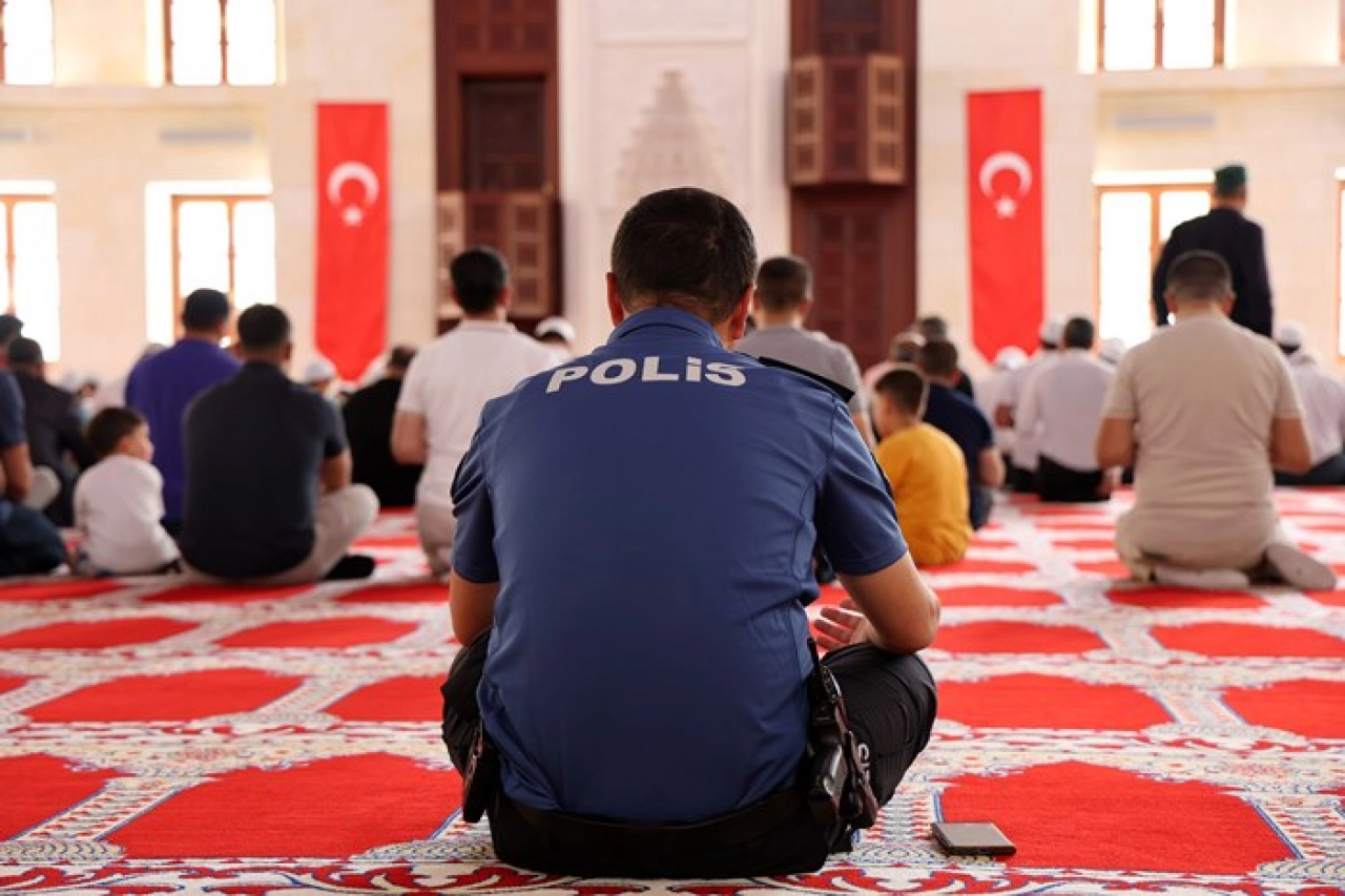 Somuncu Baba Külliyesi'nde Mevlit Programı Düzenlendi