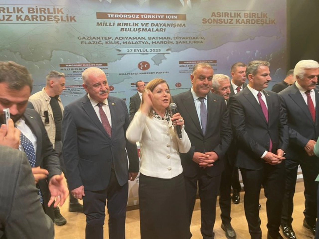 MHP Gaziantep'te 'Terörsüz Türkiye' mesajı verdi