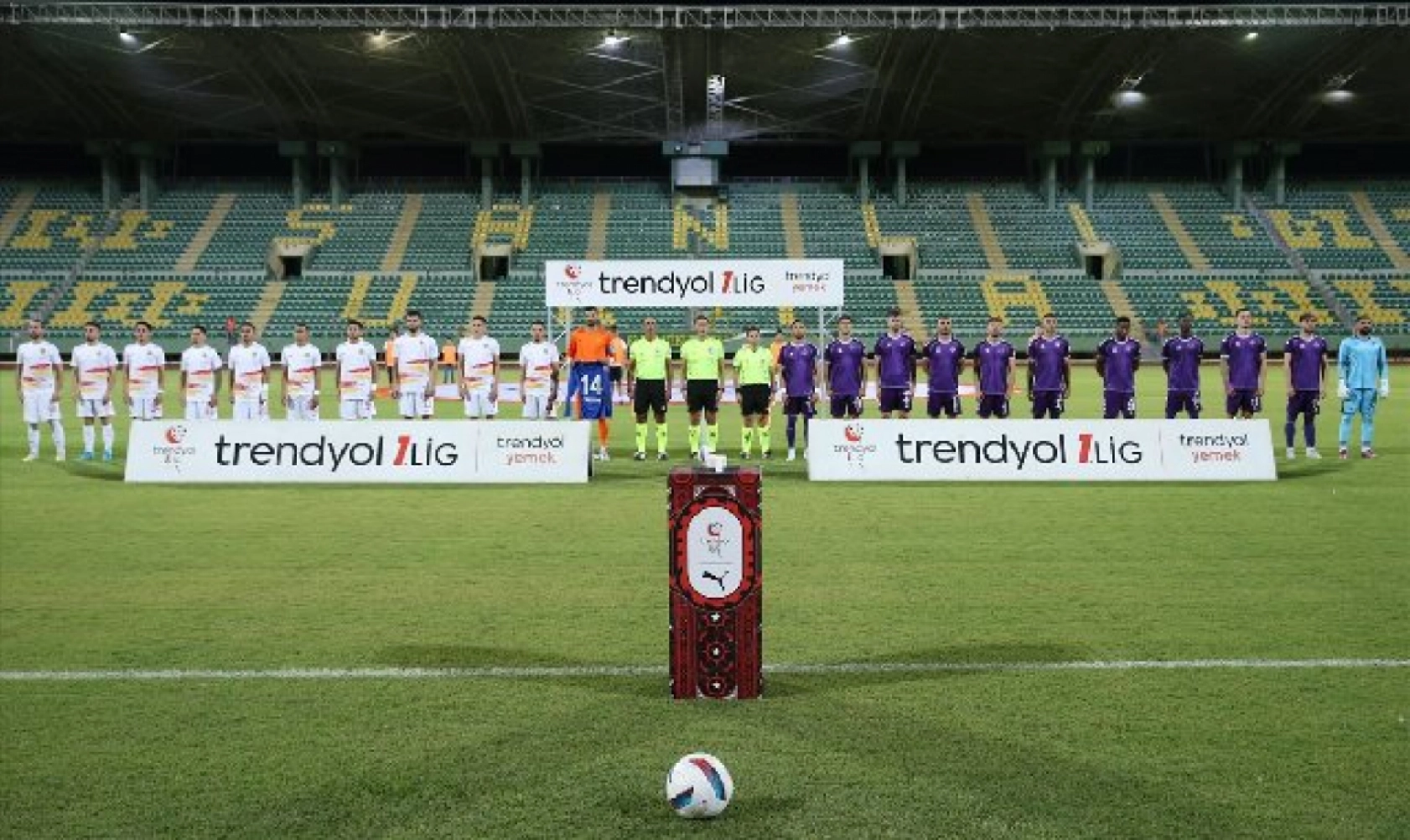 Yeni Malatyaspor-Ankara Keçiörengücü Karşılaşmasın'dan Kareler