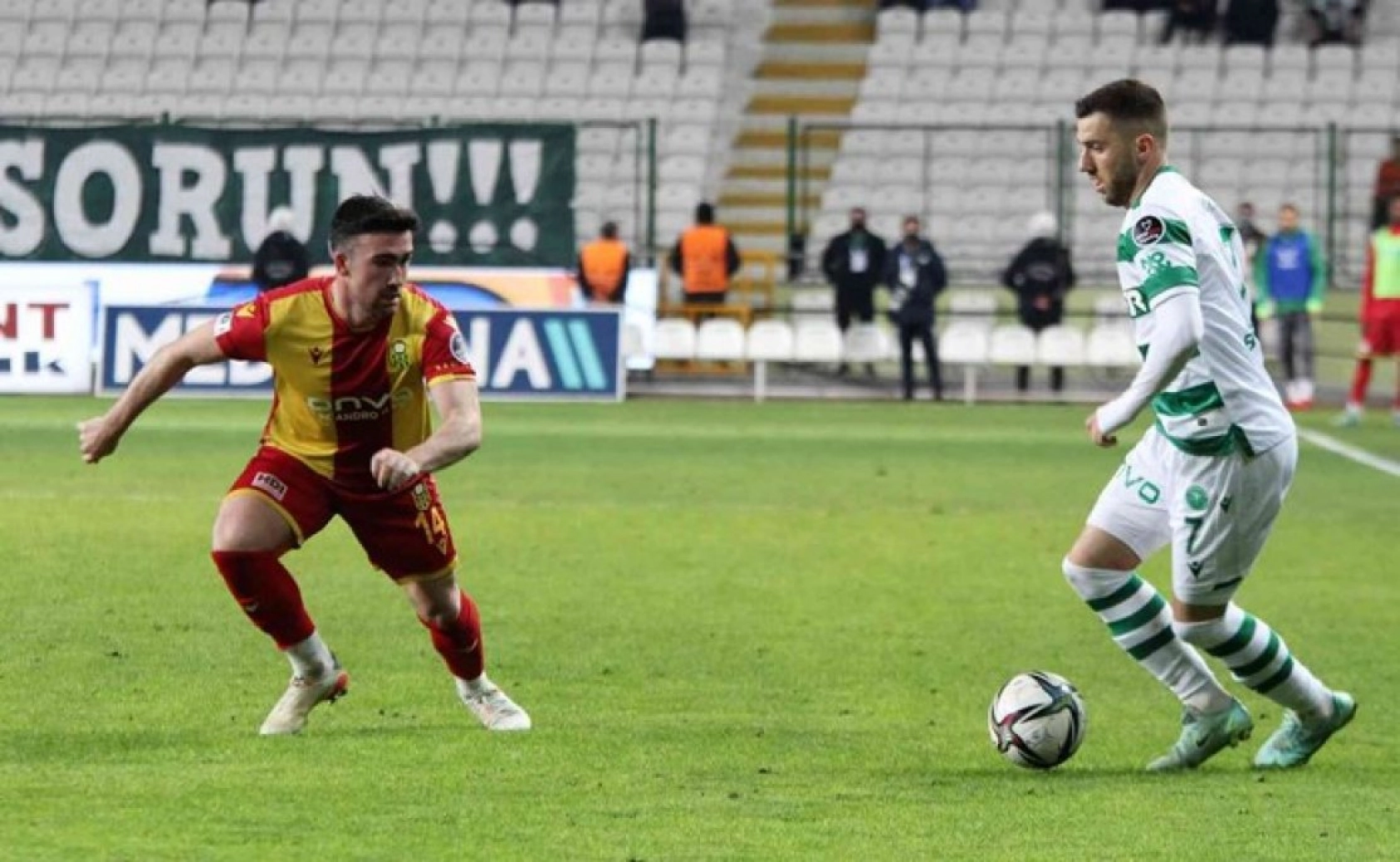 Konyaspor Yeni Malatyaspor Karşılaşmasından Kareler