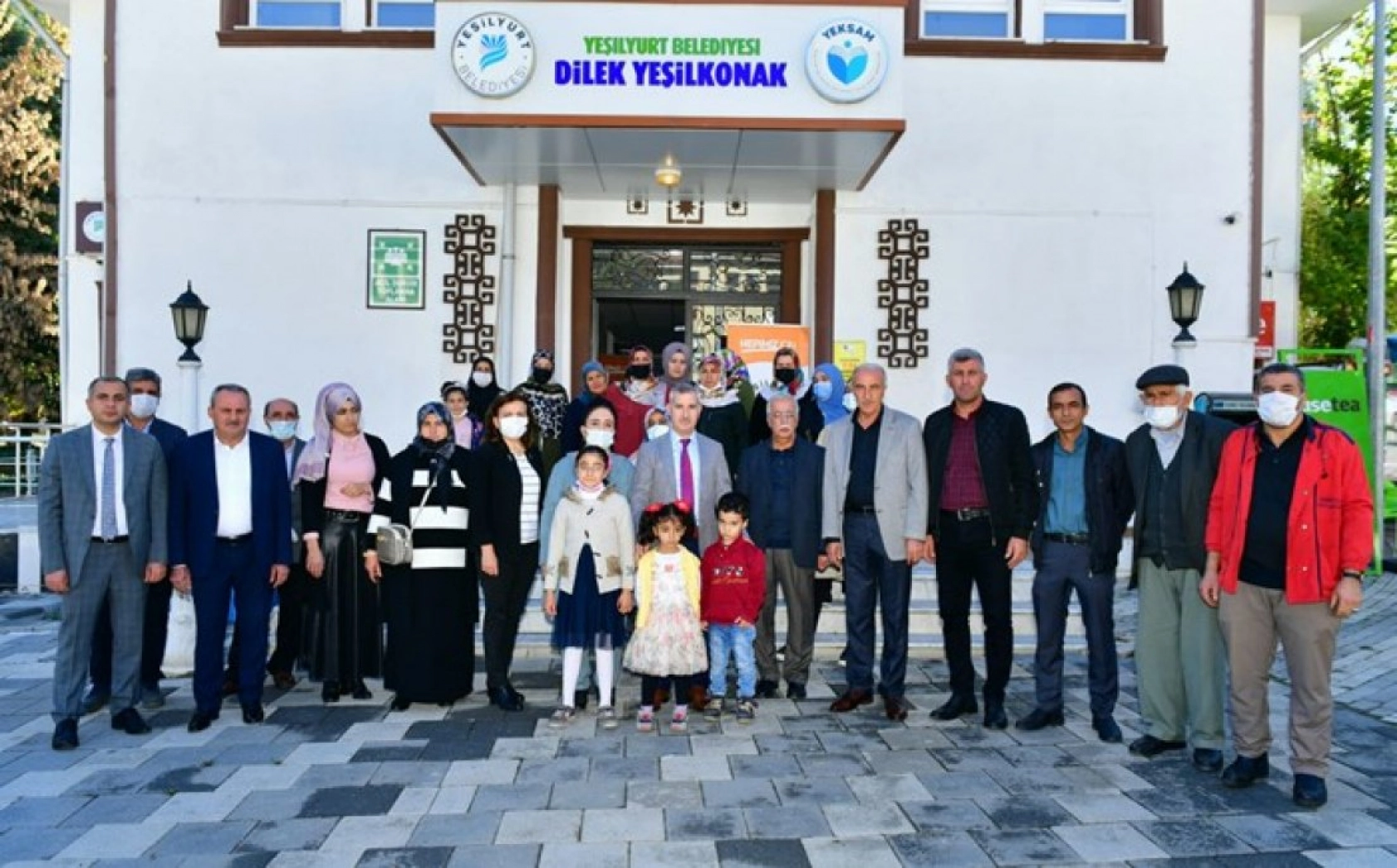 Kadınlarımızın Gayreti ve Çabasını Takdirle Karşılıyoruz