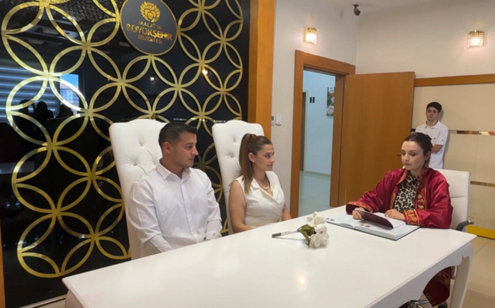 Nikah salonlarında 25.05.2025 yoğunluğu