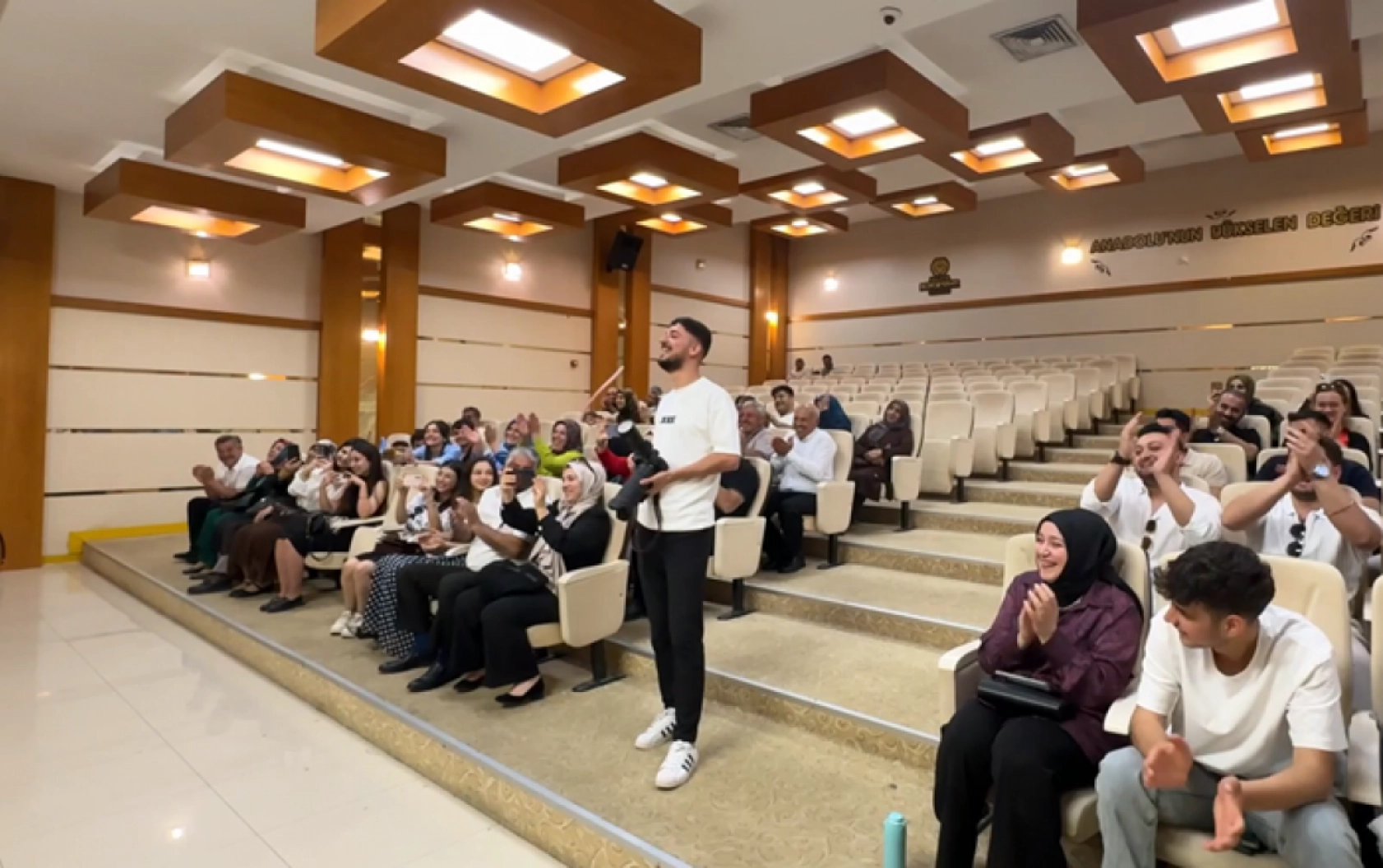 Nikah salonlarında 25.05.2025 yoğunluğu