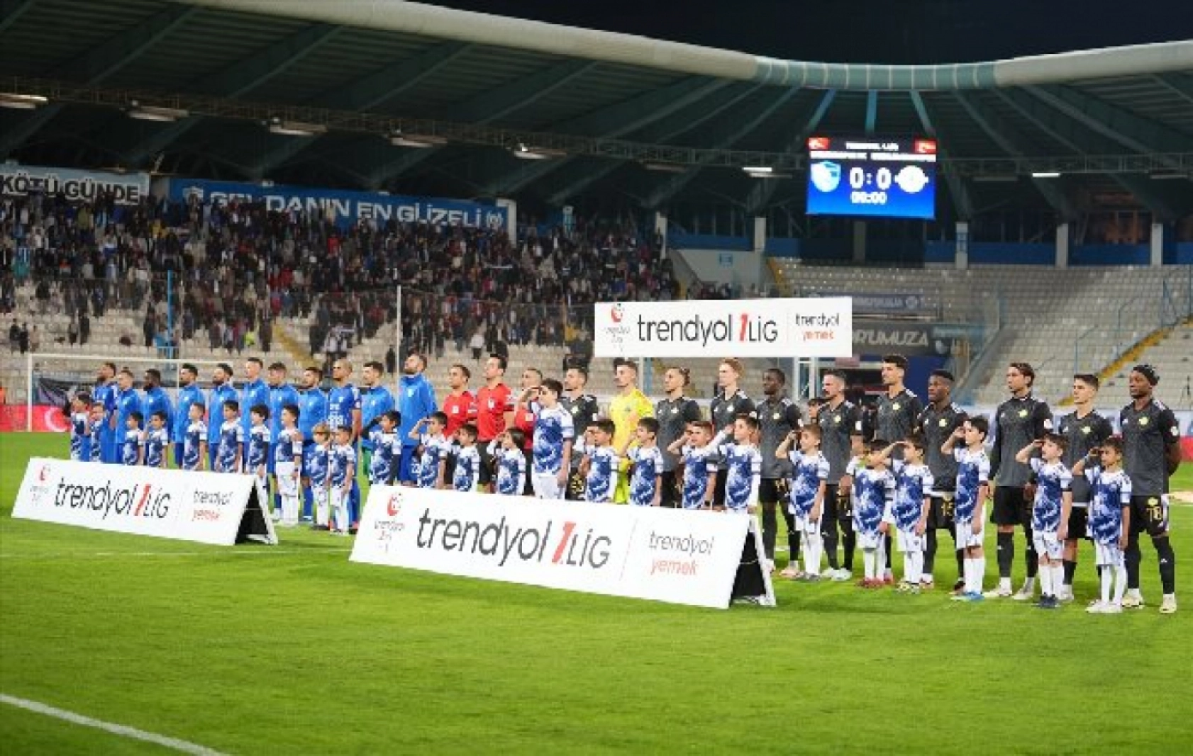 Erzurumspor FK - Esenler Erokspor Karşılaşmasından Kareler