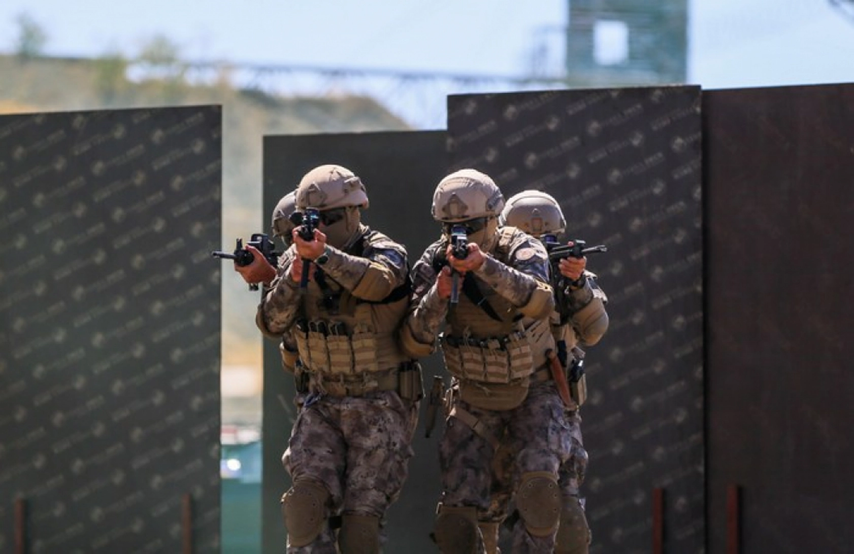 PÖH timleri zorlu koşullara hazırlanıyor