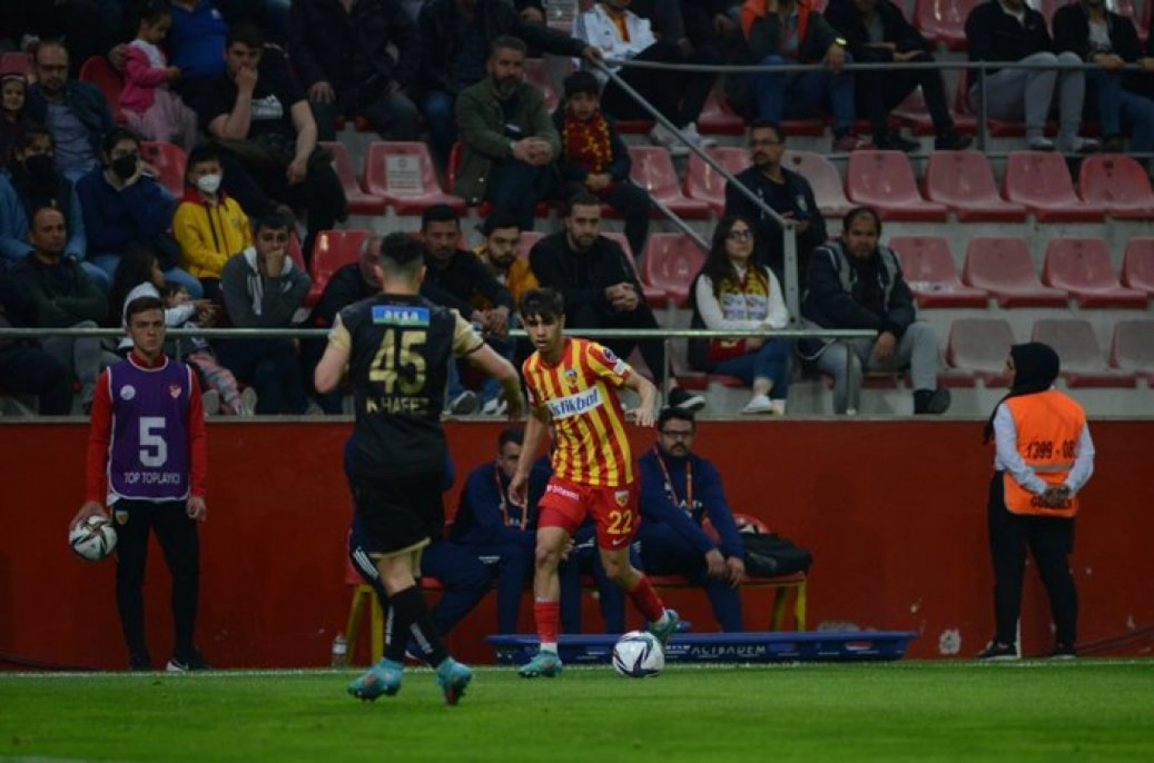 Yukatel Kayserispor Yeni Malatyaspor Karşılaşmasından Kareler