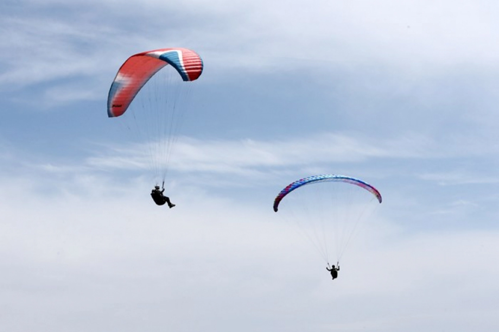 Bitlis'teki Nemrut Dağı, yamaç paraşütü tutkunlarının gözdesi oldu
