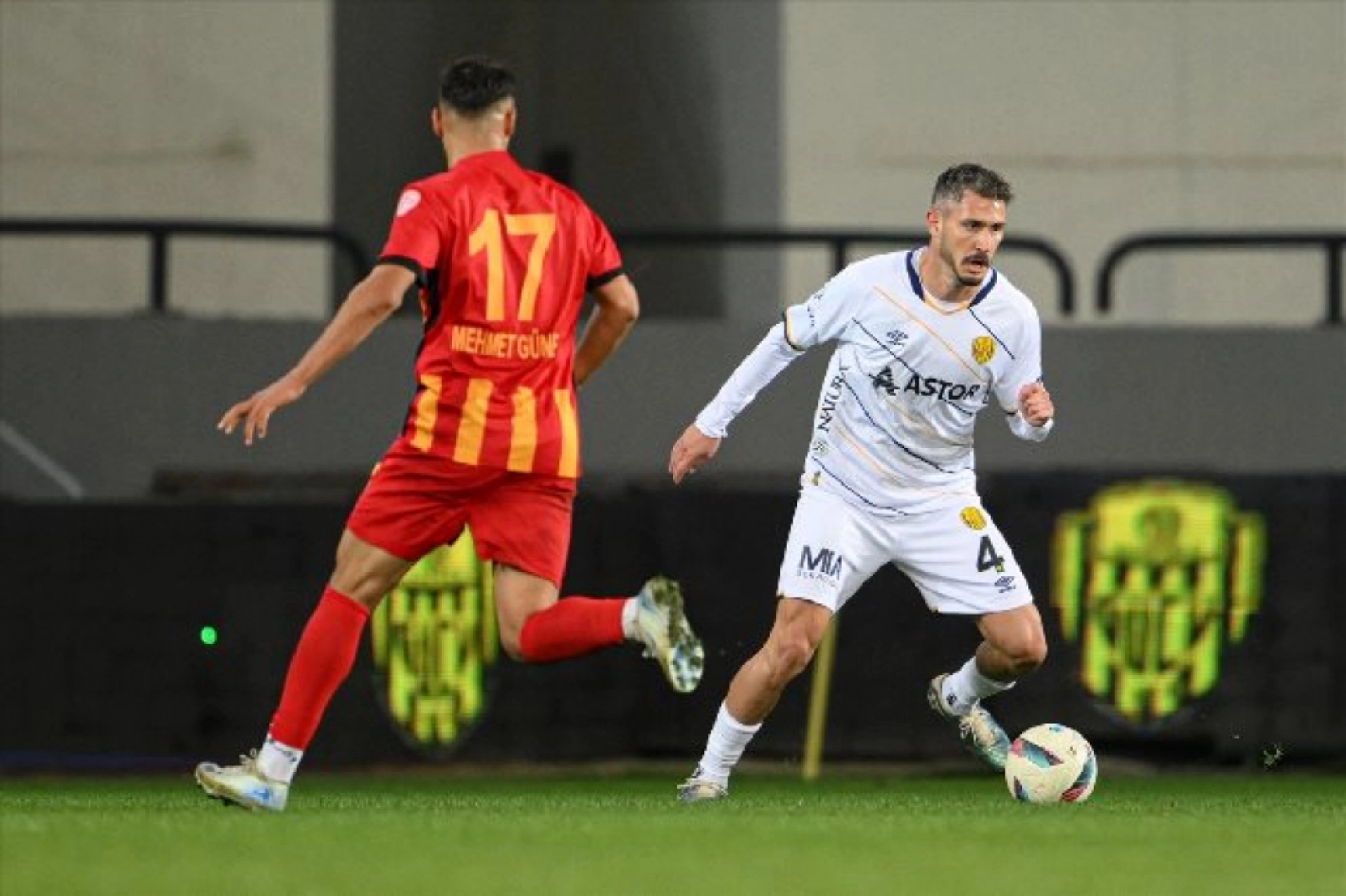 Yeni Malatyaspor-MKE Ankaragücü maçından Kareler