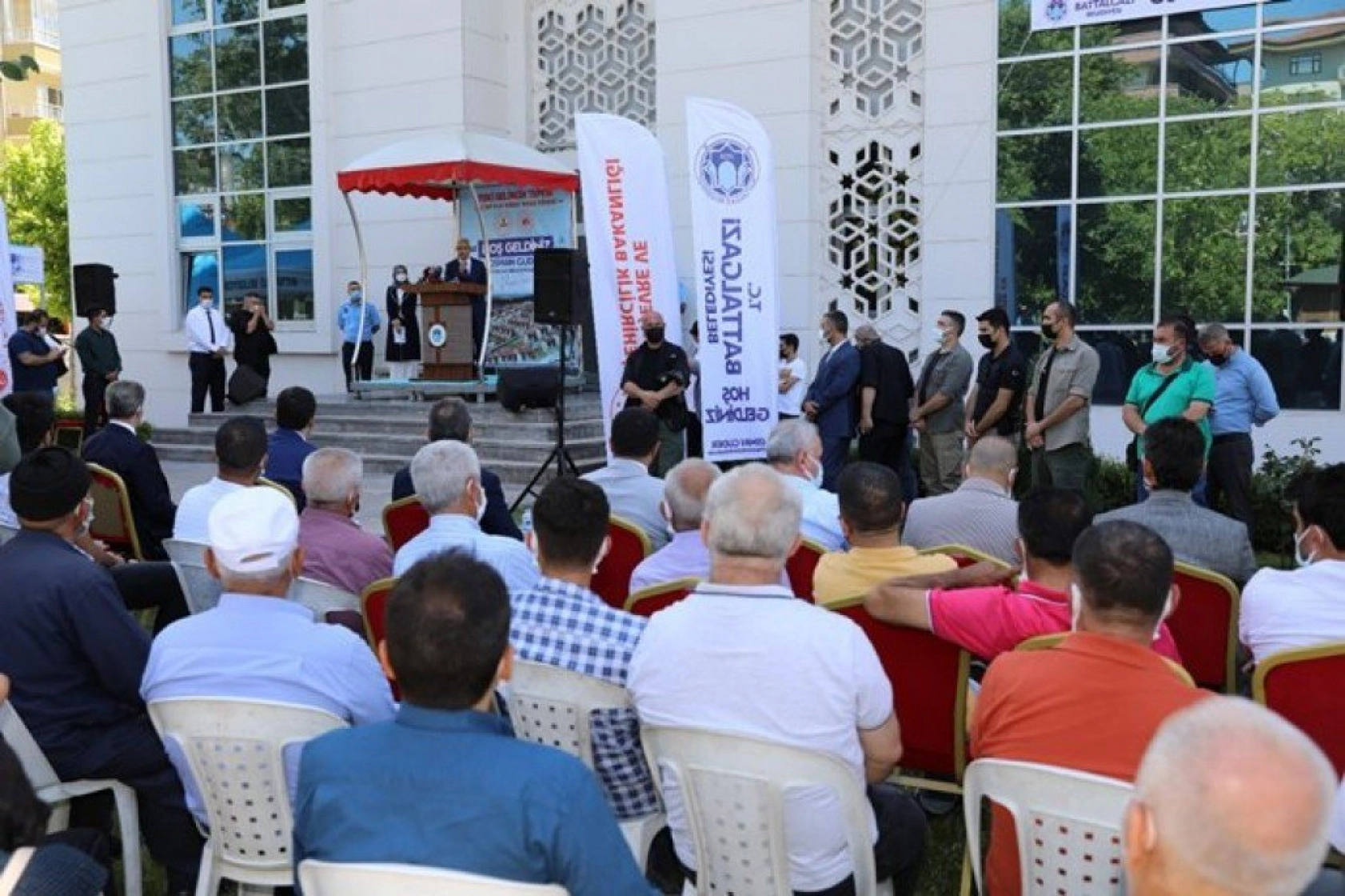 İsmi çıkan depremzedeler, duygu dolu anlar yaşadı