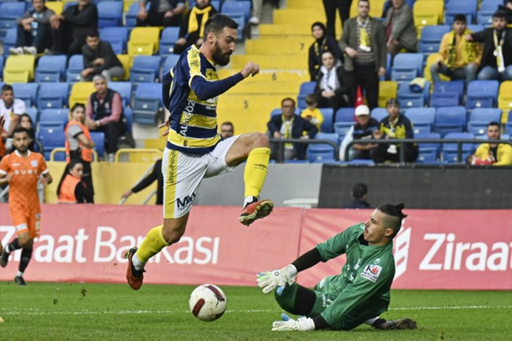 MKE Ankaragücü, 4. tura yükseldi