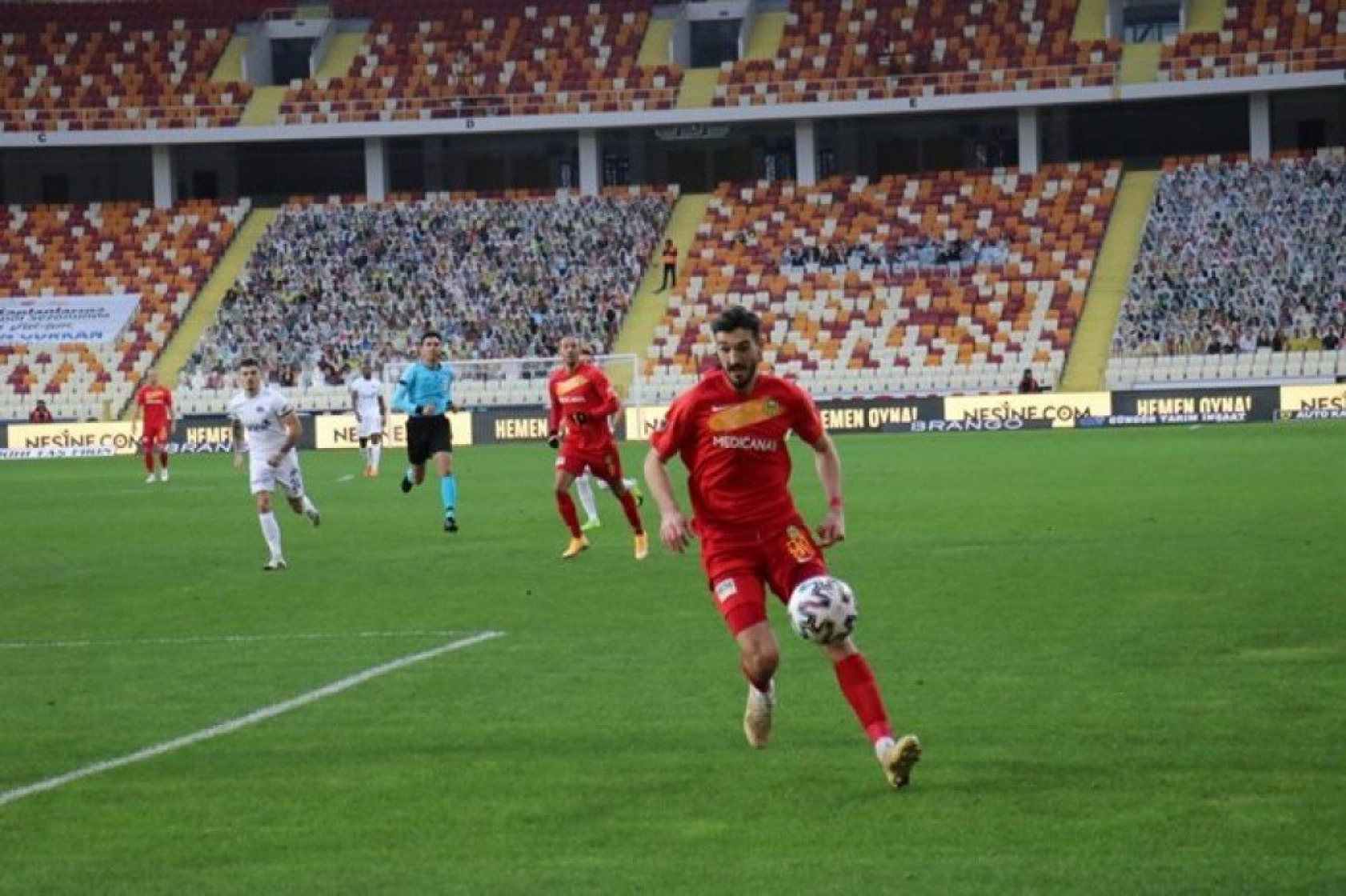 Yeni Malatyaspor Kasımpaşa Karşılaşmasından Kareler