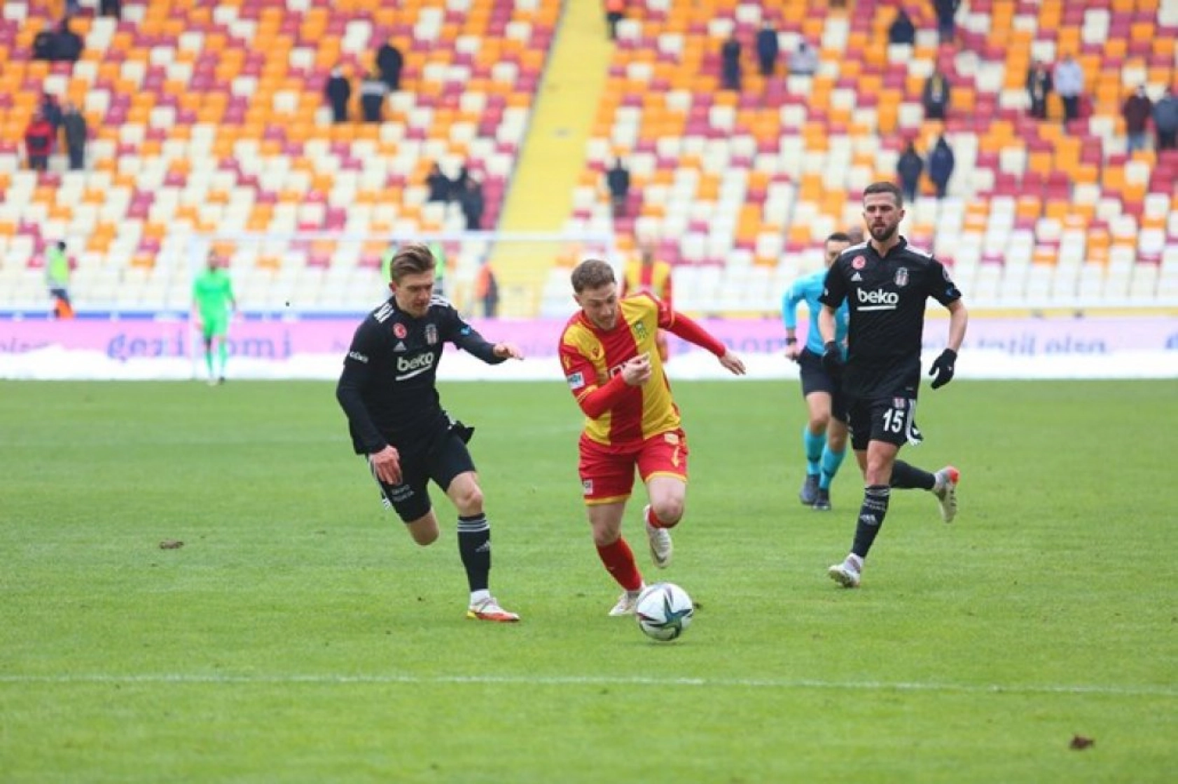 ÖK. Yeni Malatyaspor Beşiktaş Karşılaşmasından Kareler