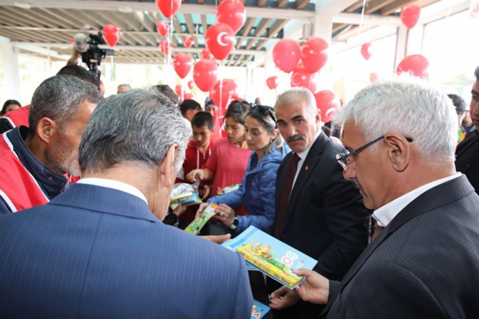 Pütürge – Doğanyol Çocuklar İçin 23 Nisan Etkinliği Düzenledi