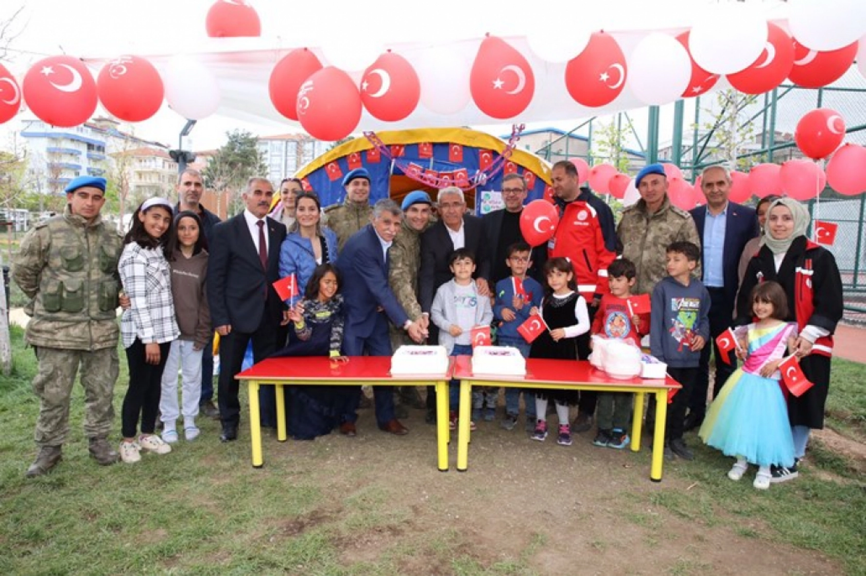 Pütürge – Doğanyol Çocuklar İçin 23 Nisan Etkinliği Düzenledi