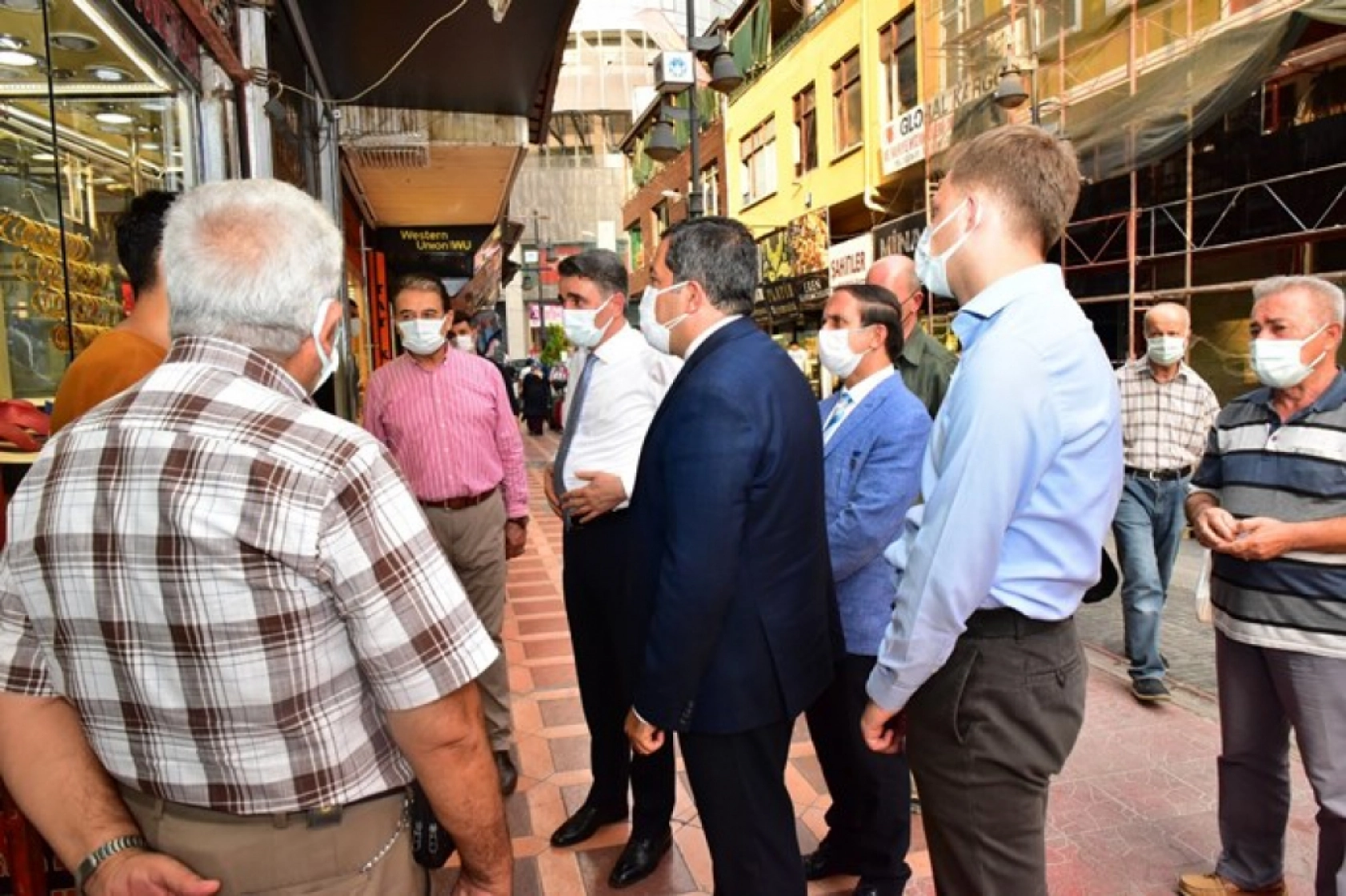 Vali Baruş Ve Keskin'den Esnaf Ziyareti