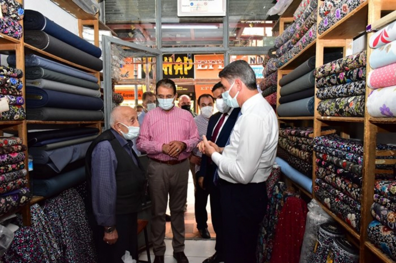 Vali Baruş Ve Keskin'den Esnaf Ziyareti