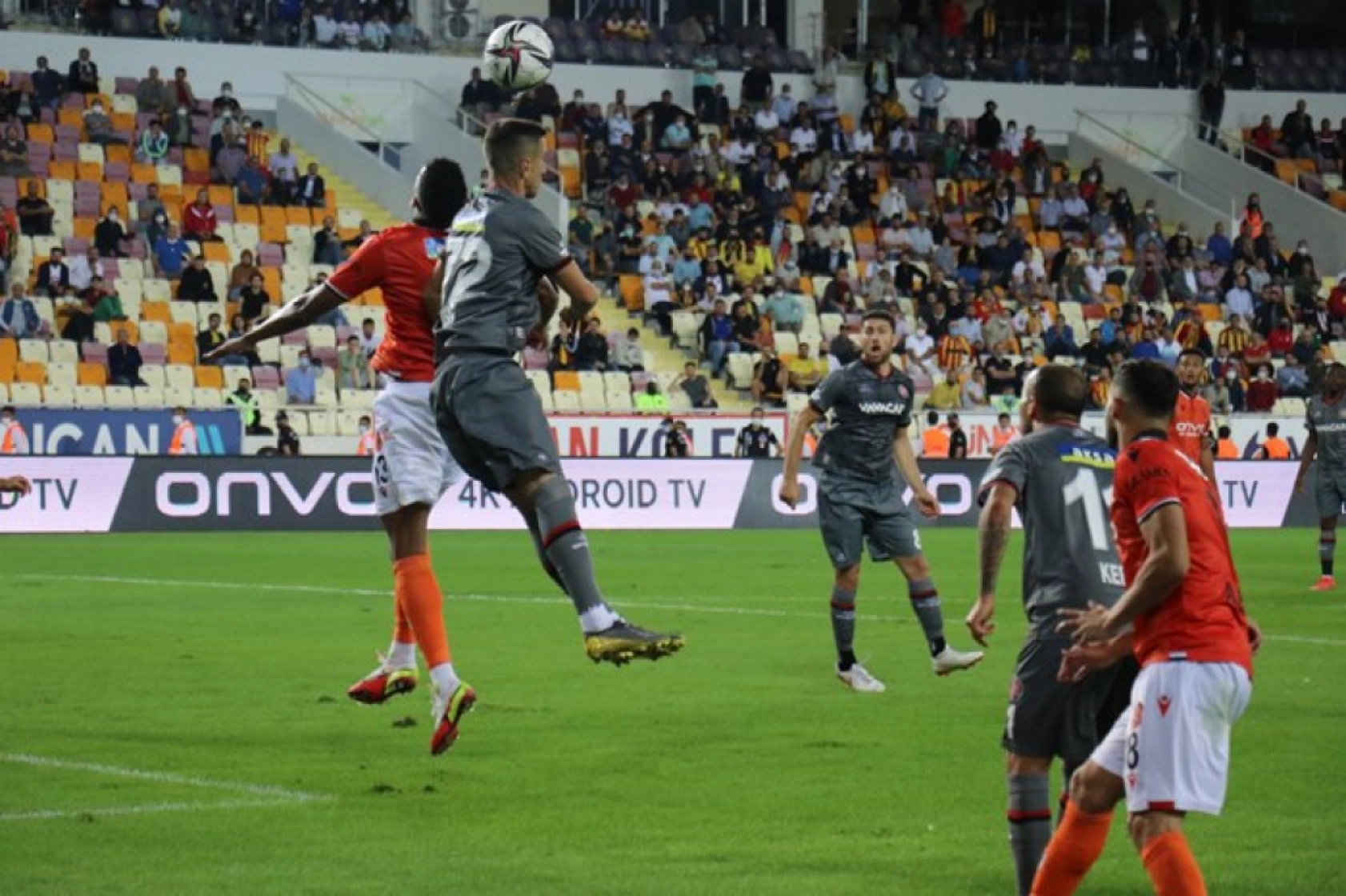 Fatih Karagümrük maçından Kareler