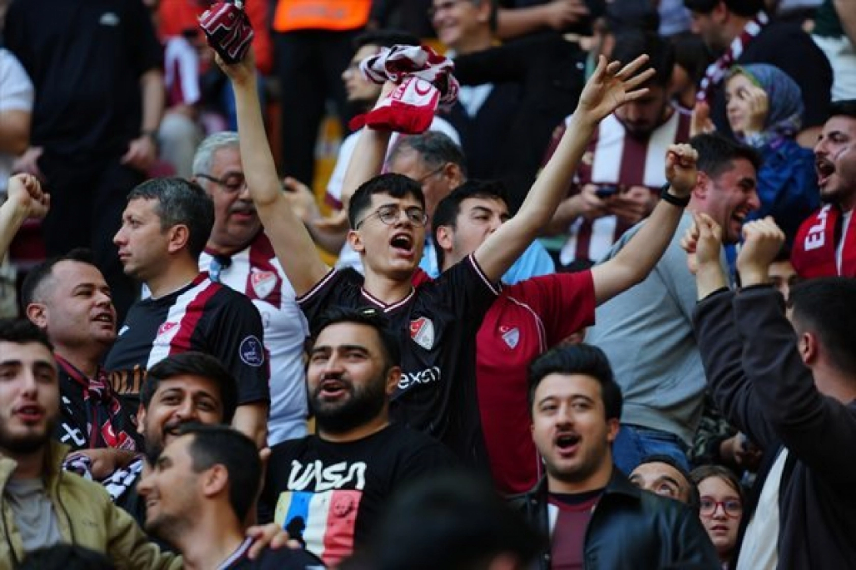 Şampiyon Elazığspor