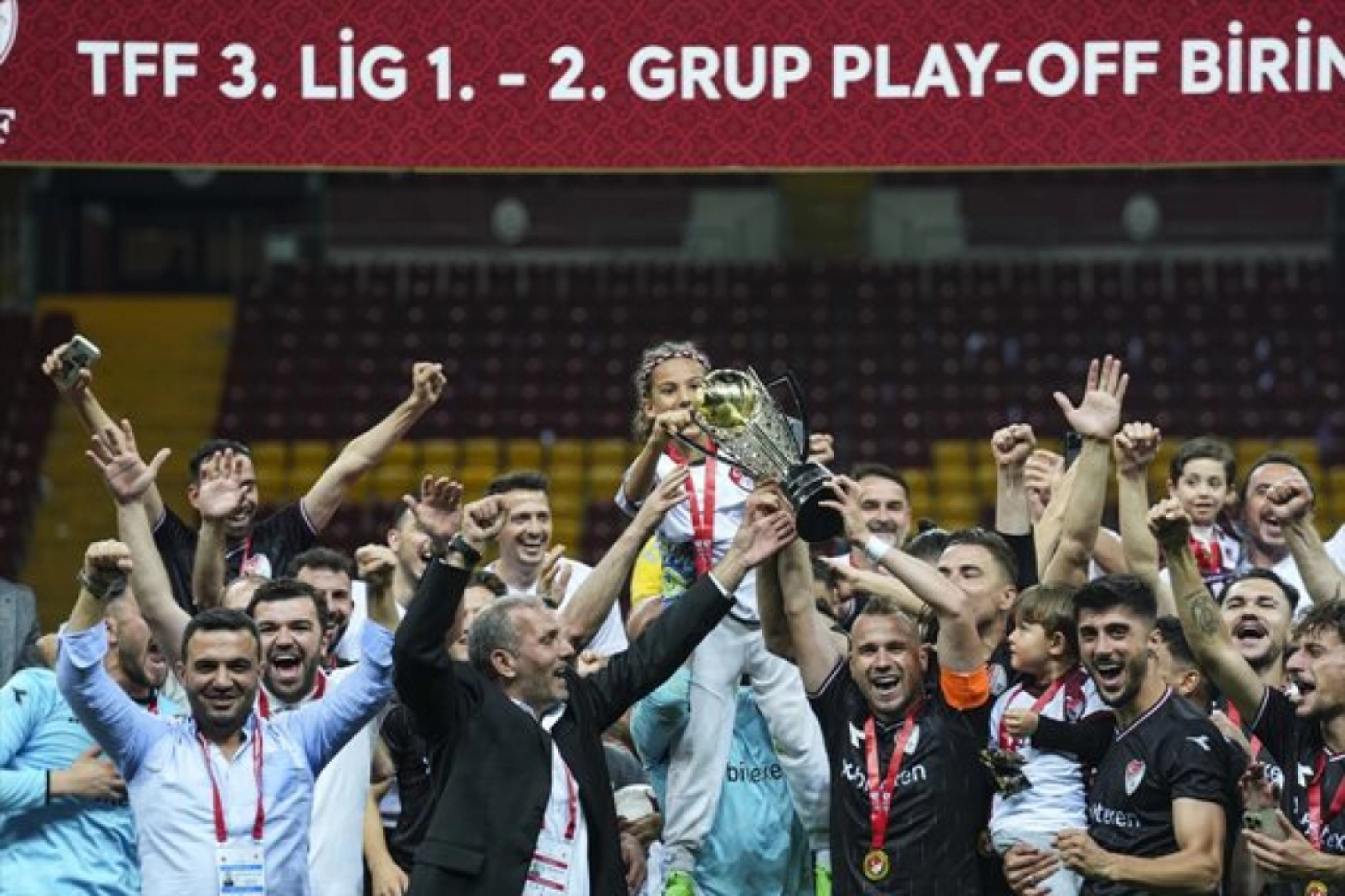 Şampiyon Elazığspor