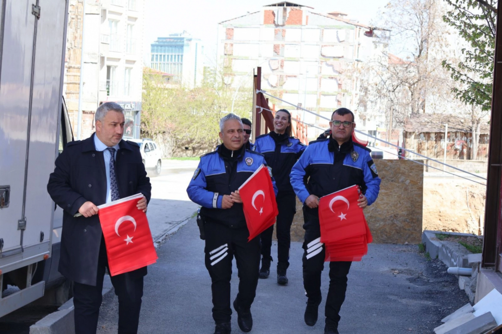 Muhtar Özdemir'den Polis Haftasına Anlamlı Destek