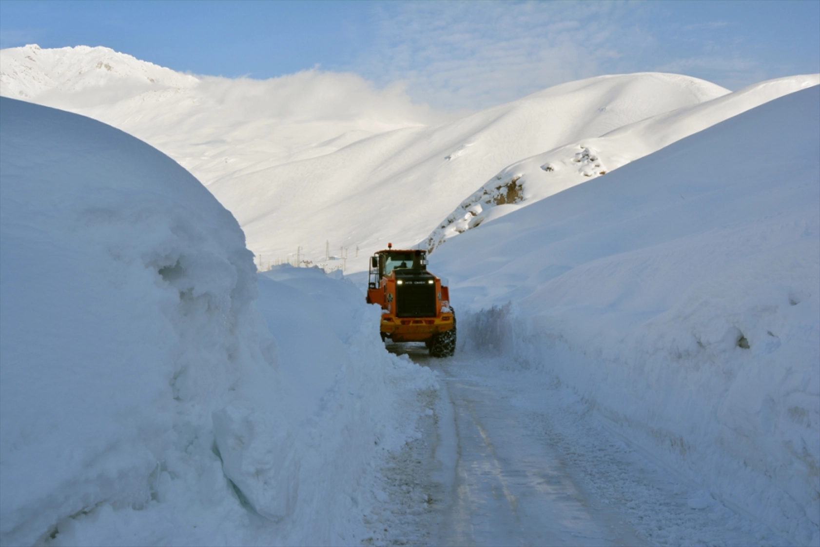 Van, Hakkari, Bitlis ve Muş'ta 54 yerleşim yerine ulaşım sağlanamıyor