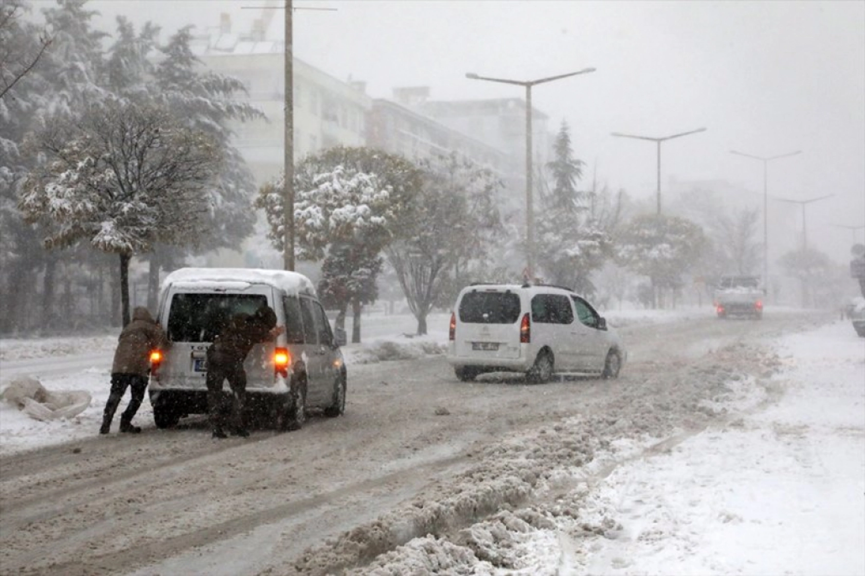 Malatya-Kayseri kara yolu ulaşıma kapandı