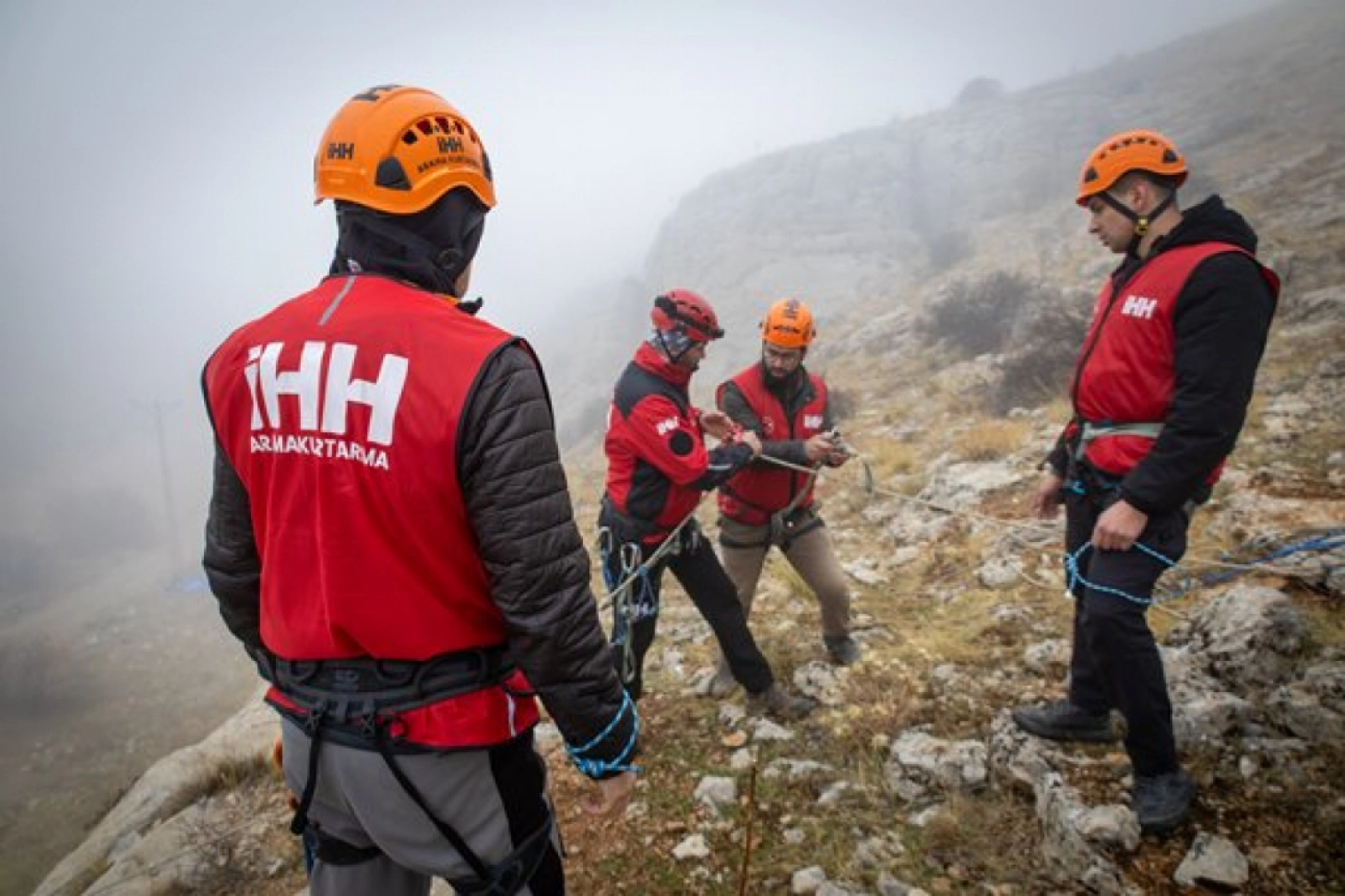 Deprem ve Sel Müdahaleleri İçin İHH Personeli Yeni Teknikler Öğrendi