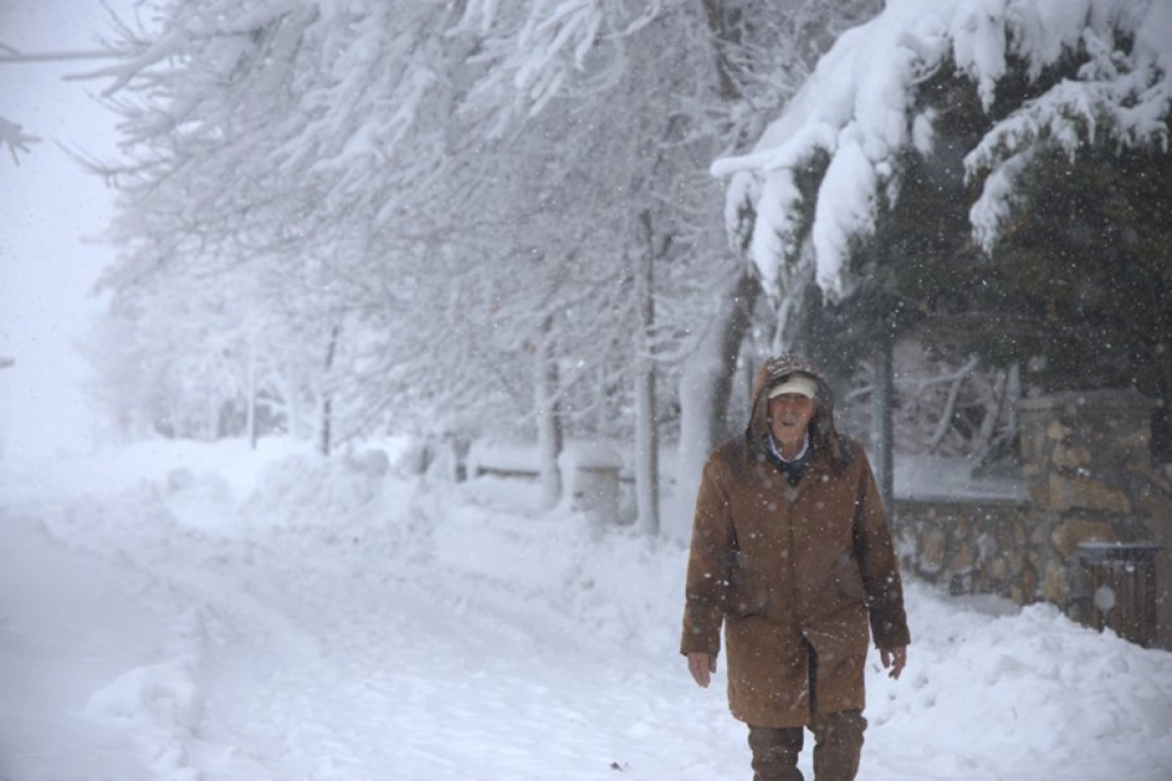 Yoğun kar yağışı Harput'u yuttu: 4 bin yıllık tarih gözden kayboldu