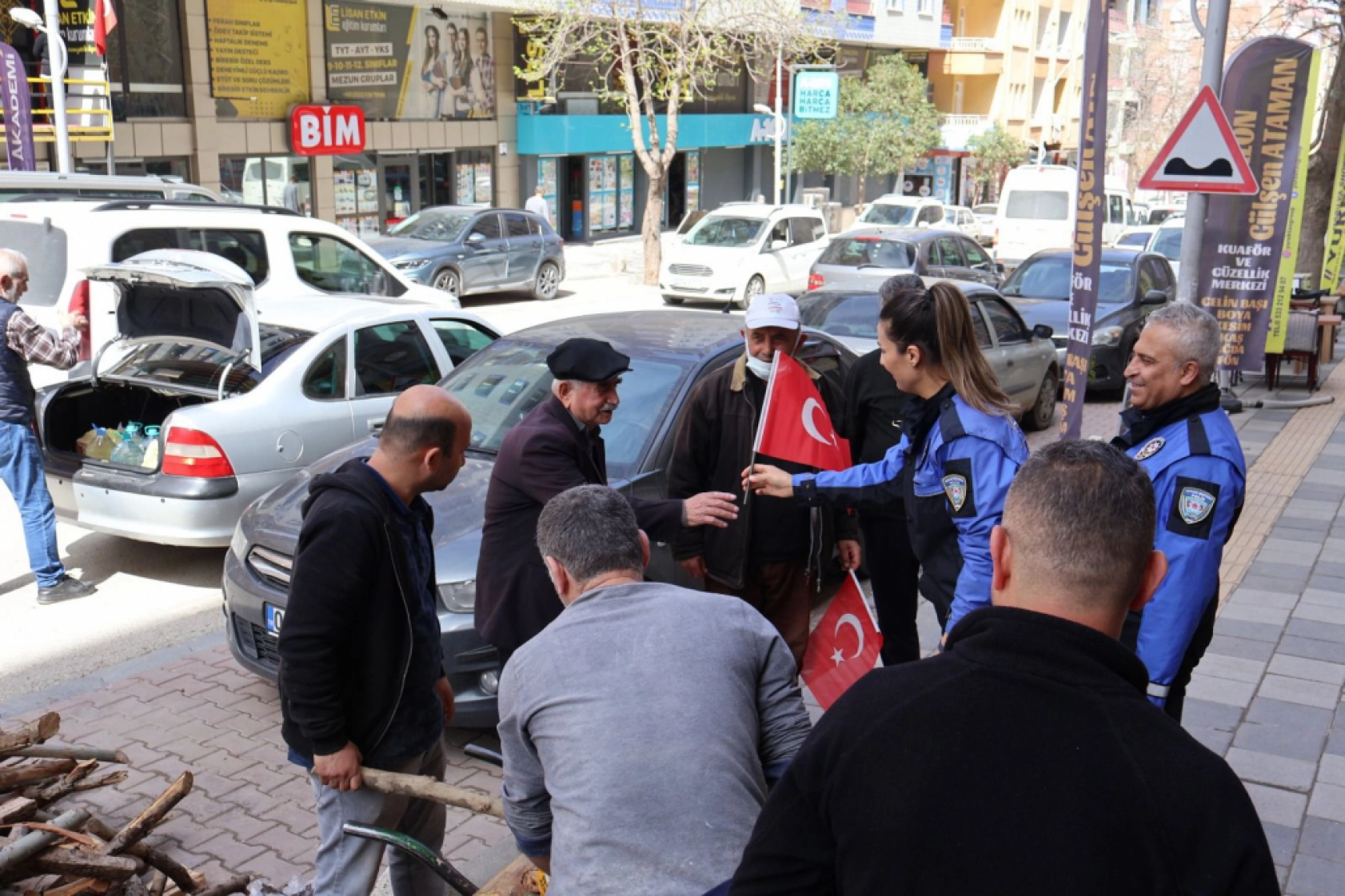 Muhtar Özdemir'den Polis Haftasına Anlamlı Destek
