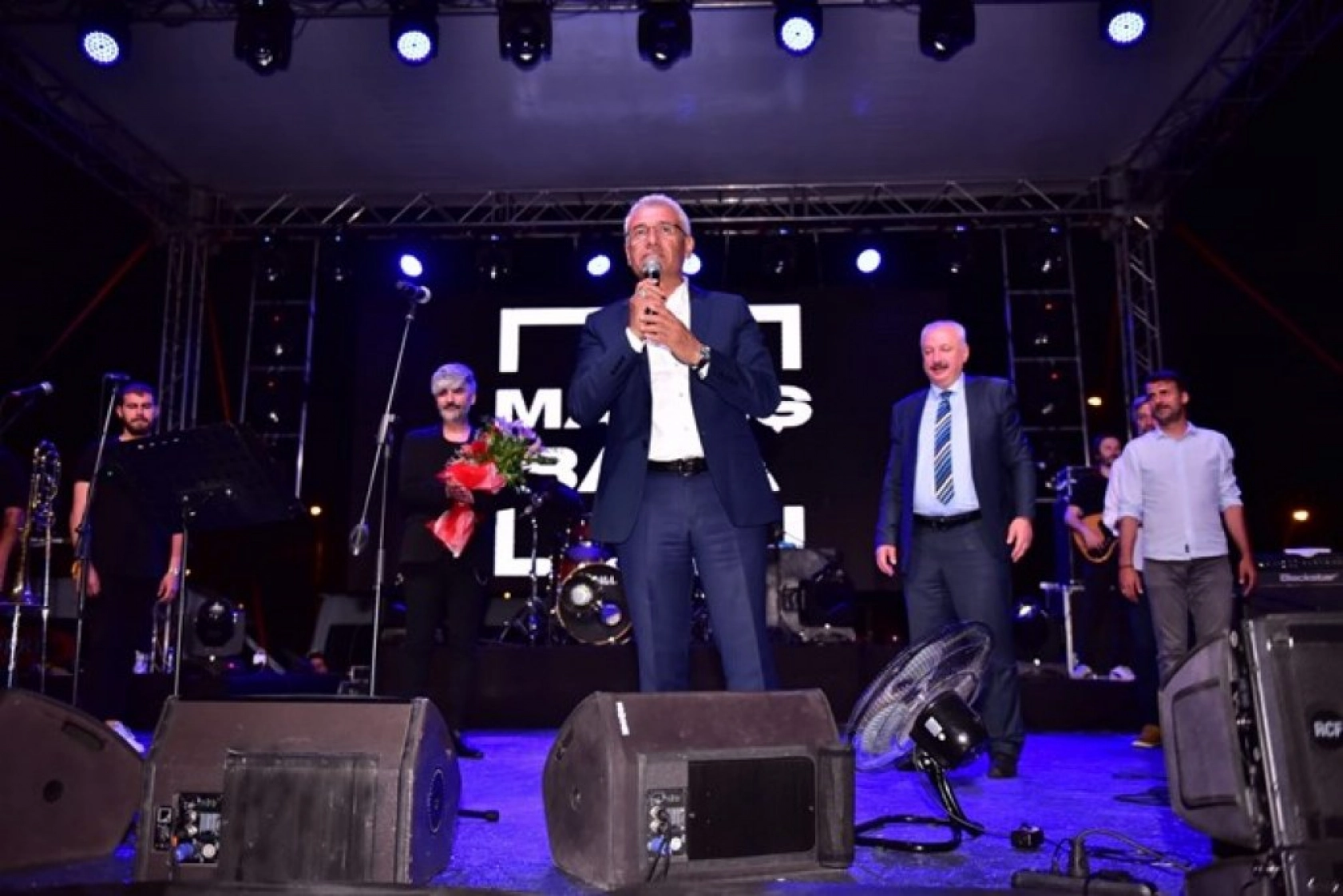 Manuş Baba Malatya'yı Salladı