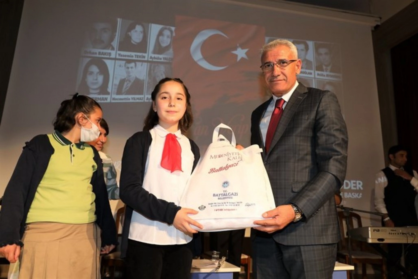 24 Kasım Öğretmenler Günü Kutlamasından kareler