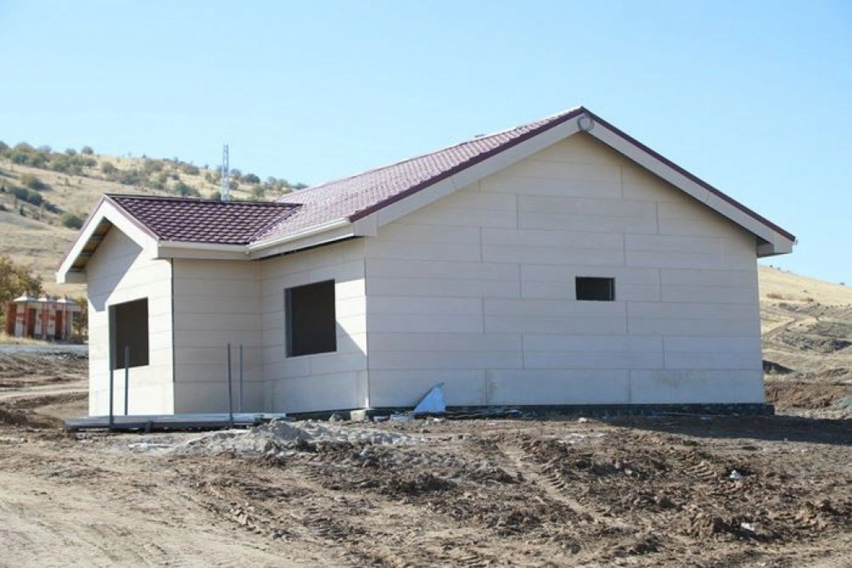 Başkan Güder, Bulutlu'daki Köy Evlerini İnceledi