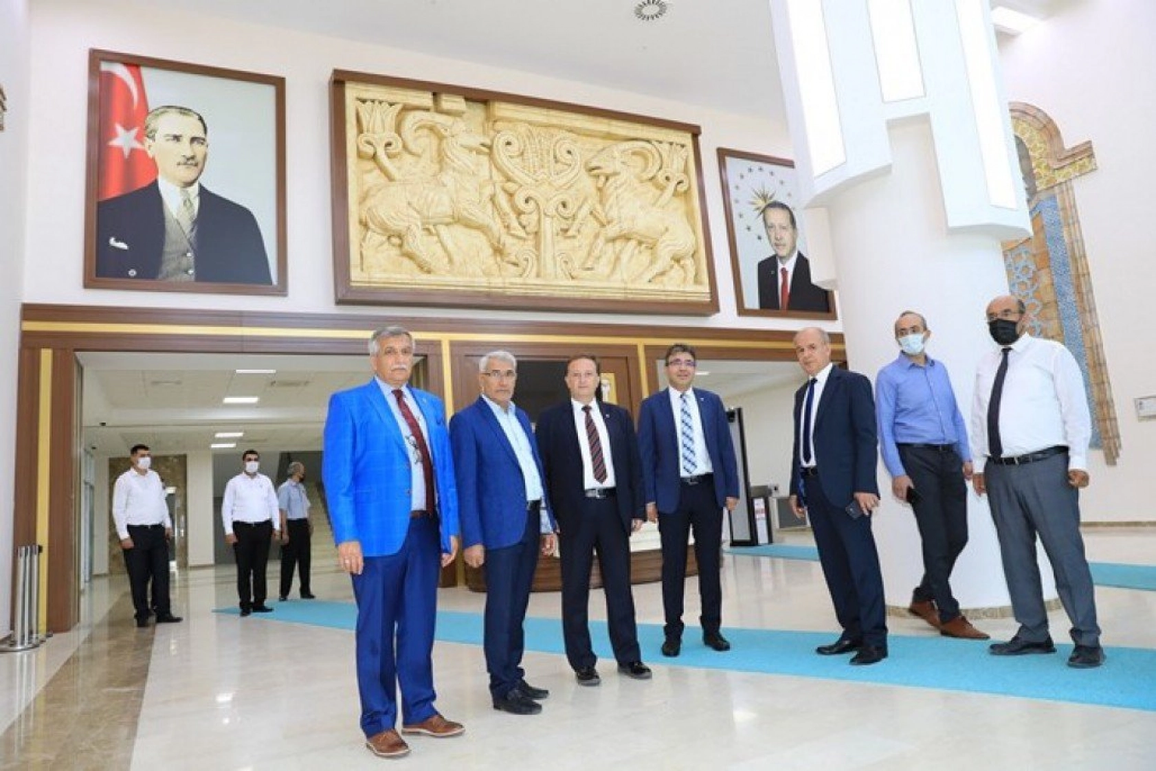 Başkan Güder, Balıkesir'den Gelen Misafirleri Tarihi Mekanlarda Ağırladı