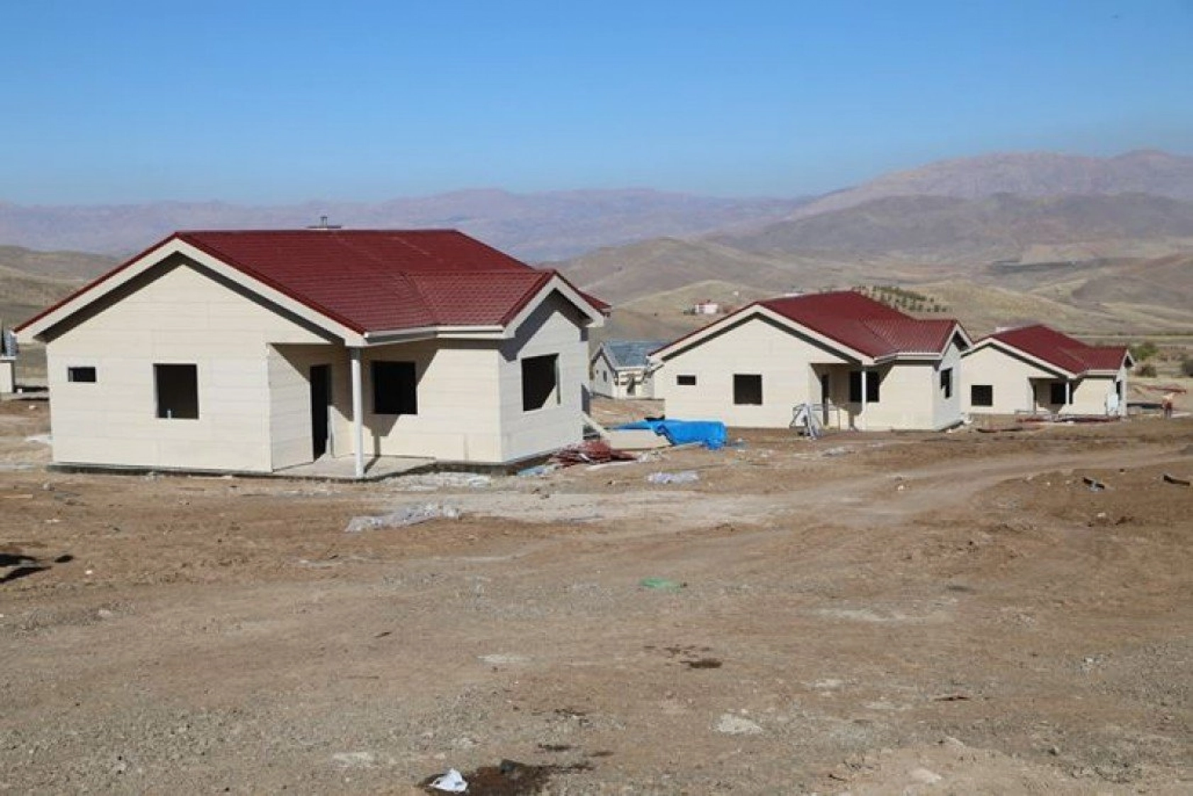 Başkan Güder, Bulutlu'daki Köy Evlerini İnceledi